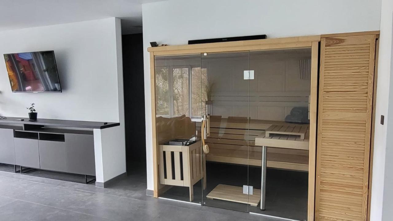 Apartman S Bazenem A Saunou Kadan Luaran gambar